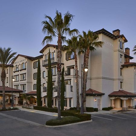 Bellasera Hotel & Suites Paso Robles, Tapestry By Hilton Exterior photo