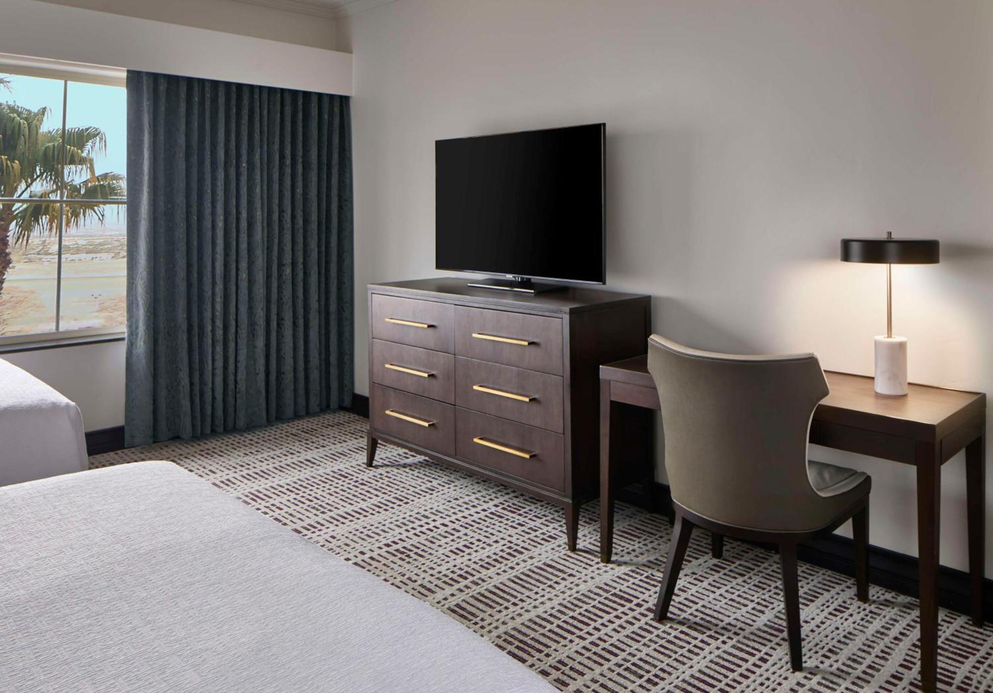 Bellasera Hotel & Suites Paso Robles, Tapestry By Hilton Exterior photo