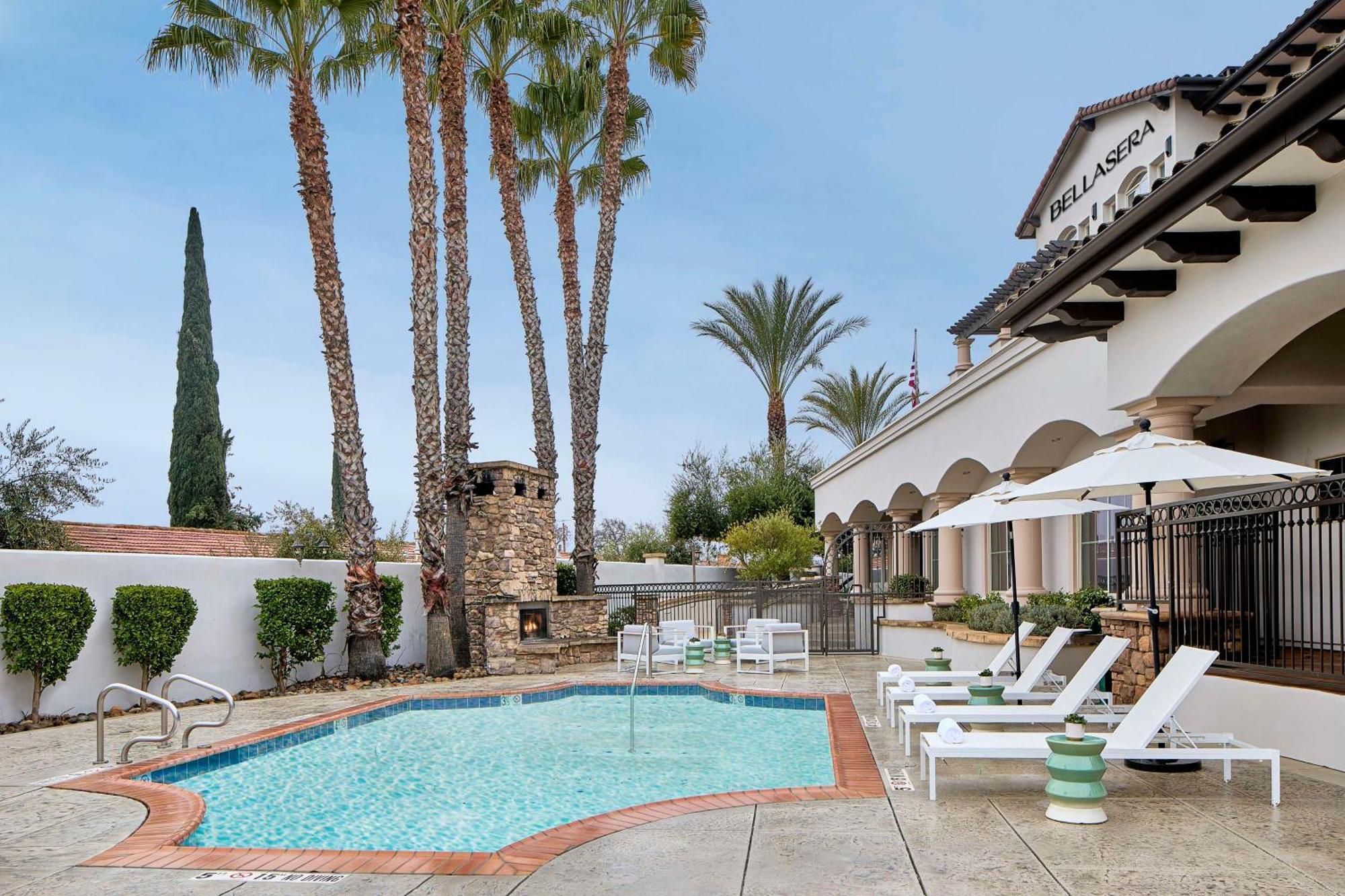 Bellasera Hotel & Suites Paso Robles, Tapestry By Hilton Exterior photo