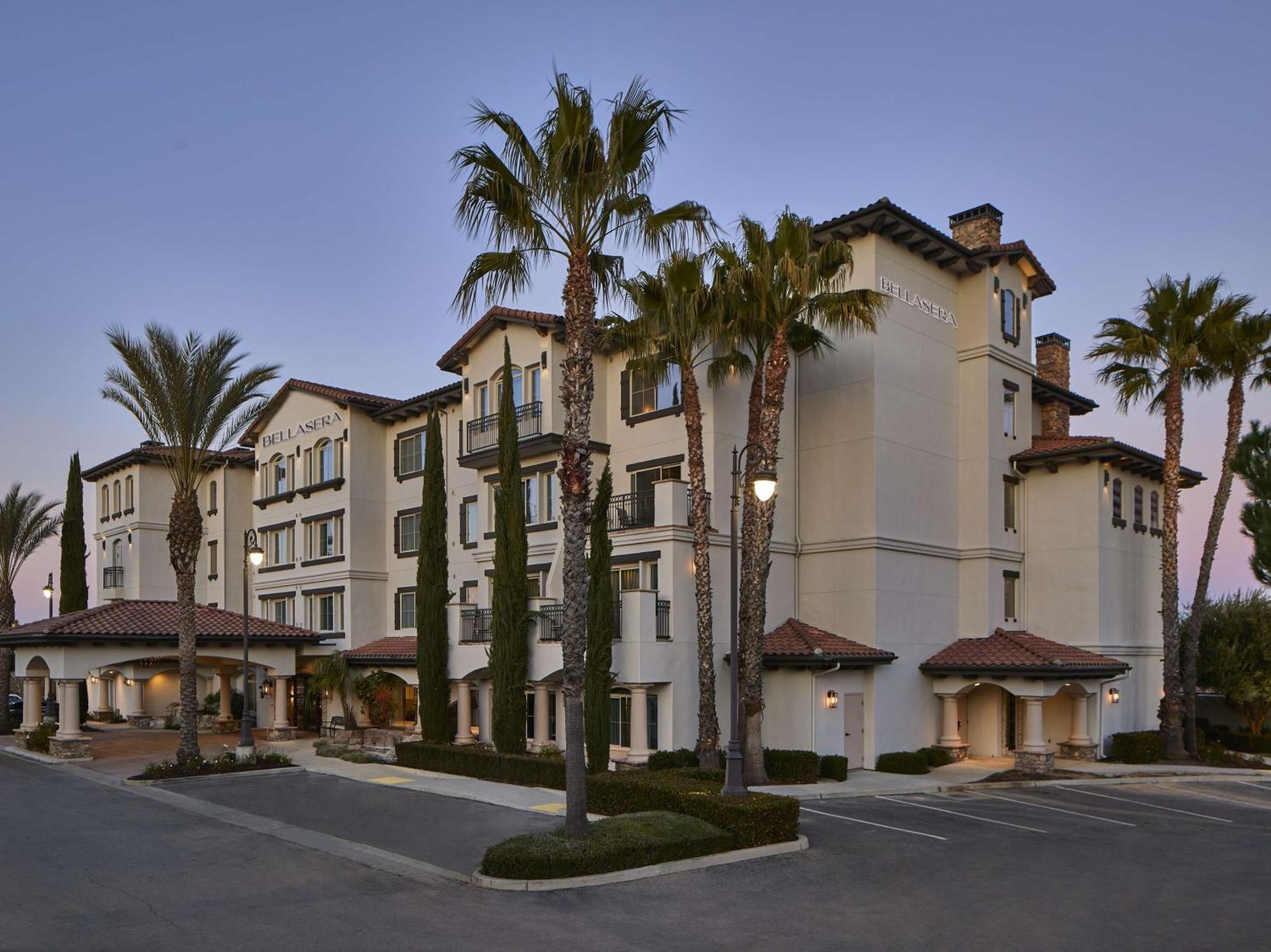 Bellasera Hotel & Suites Paso Robles, Tapestry By Hilton Exterior photo